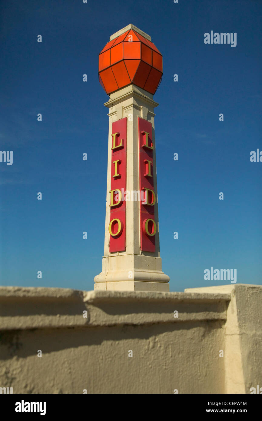 Il Lido torre presso la struttura Cliftonville Lido, Margate Foto Stock
