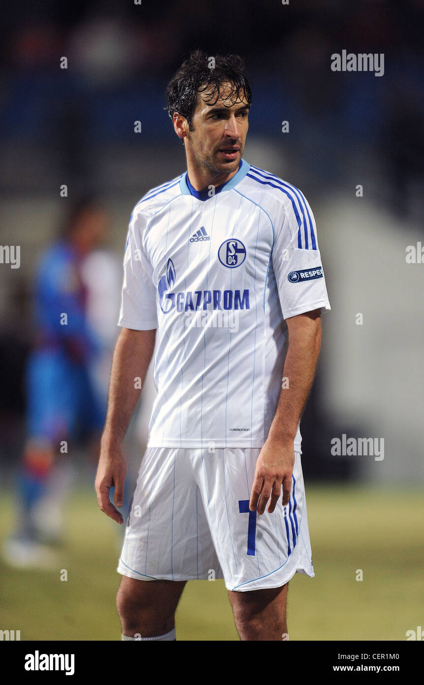 Raul Gonzalez Blanco durante il calcio Europa League, 2° round match Viktoria Plzen vs Schalke 04 in Plzen, Repubblica ceca, Foto Stock