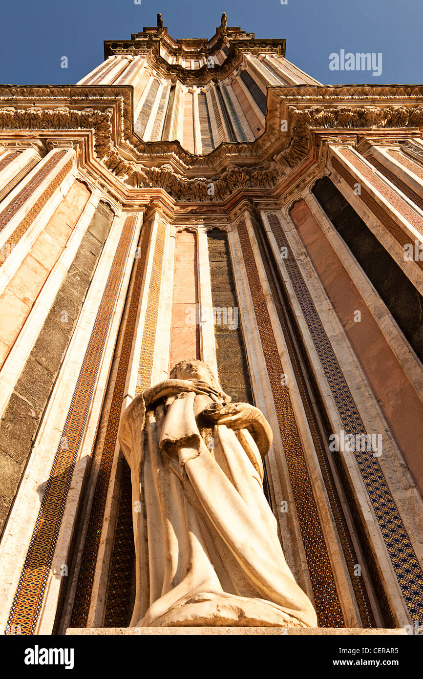 Campanile del Duomo di Orvieto Foto Stock