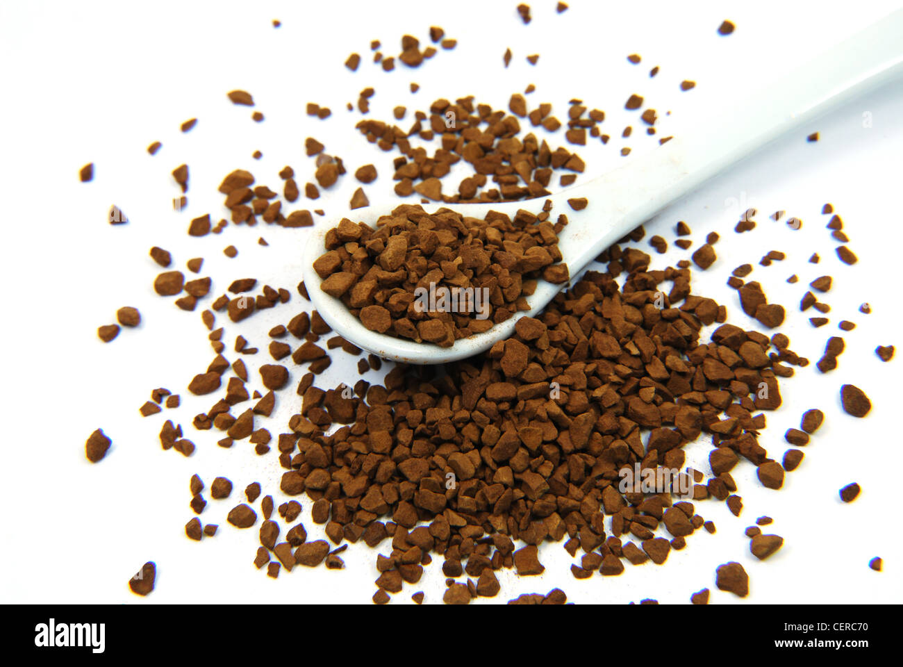 Caffè,cucchiaio,isolato,granuli,bianco,instant,asciutto, Foto Stock