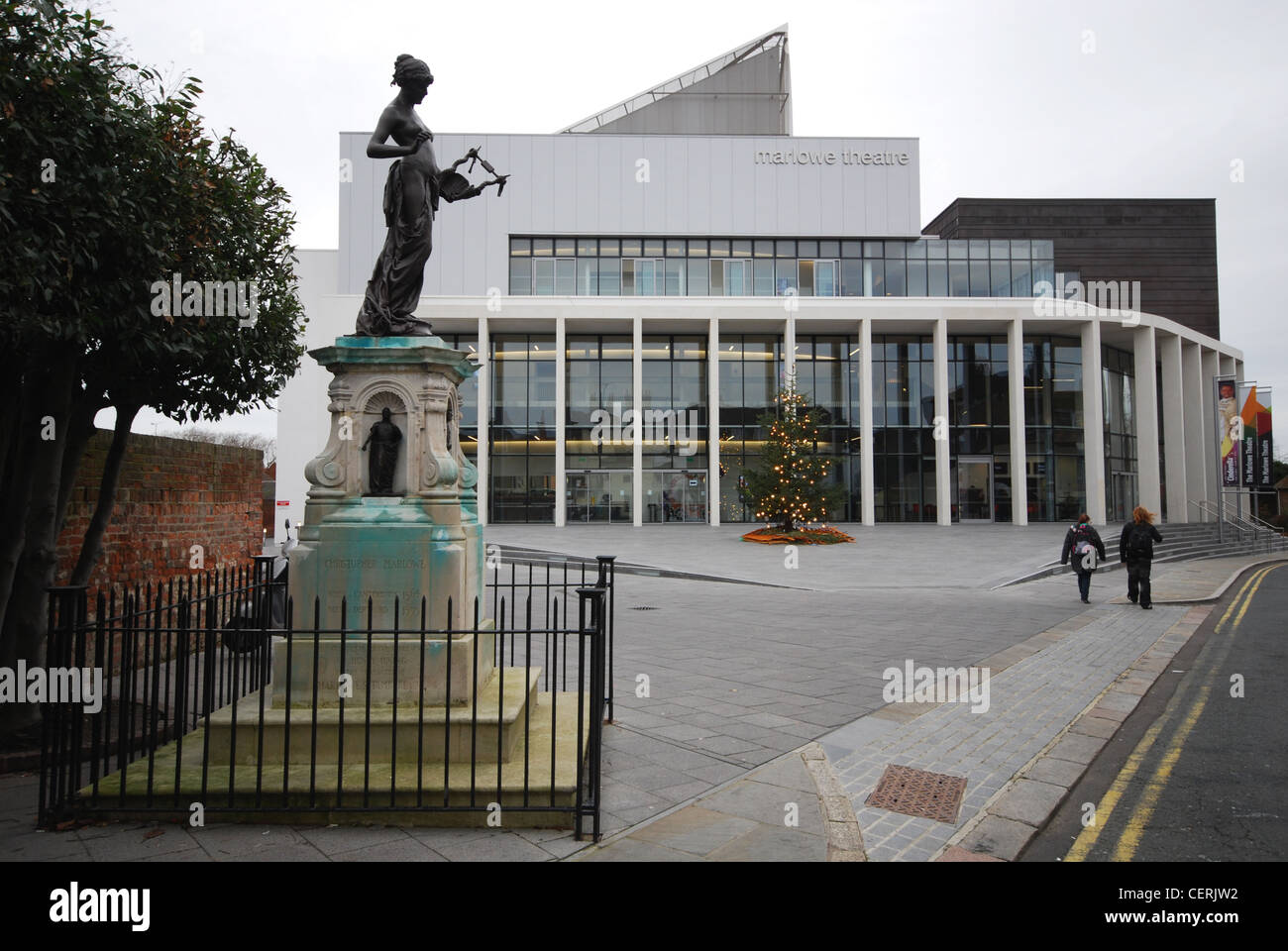 Esterno dell'attuale teatro Marlowe i Frati Canterbury Kent Foto Stock