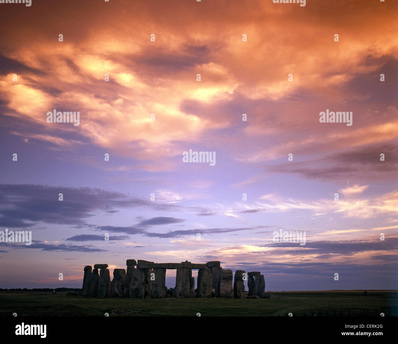 Un tramonto spettacolare a Stonehenge. Foto Stock