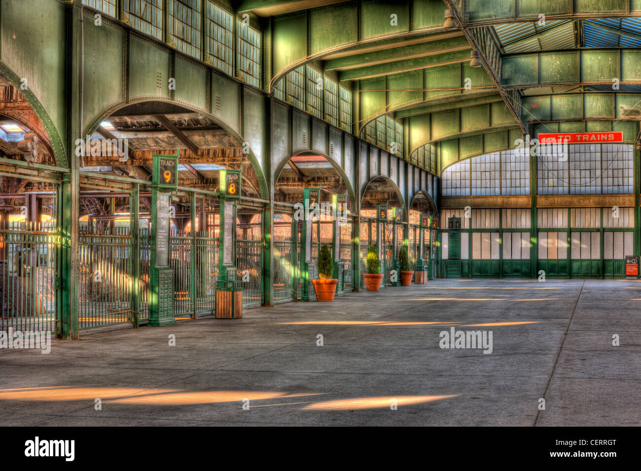 L'interno della ferrovia centrale di New Jersey (CRRNJ) Terminale, situato a Liberty State Park in Jersey City, New Jersey. Foto Stock