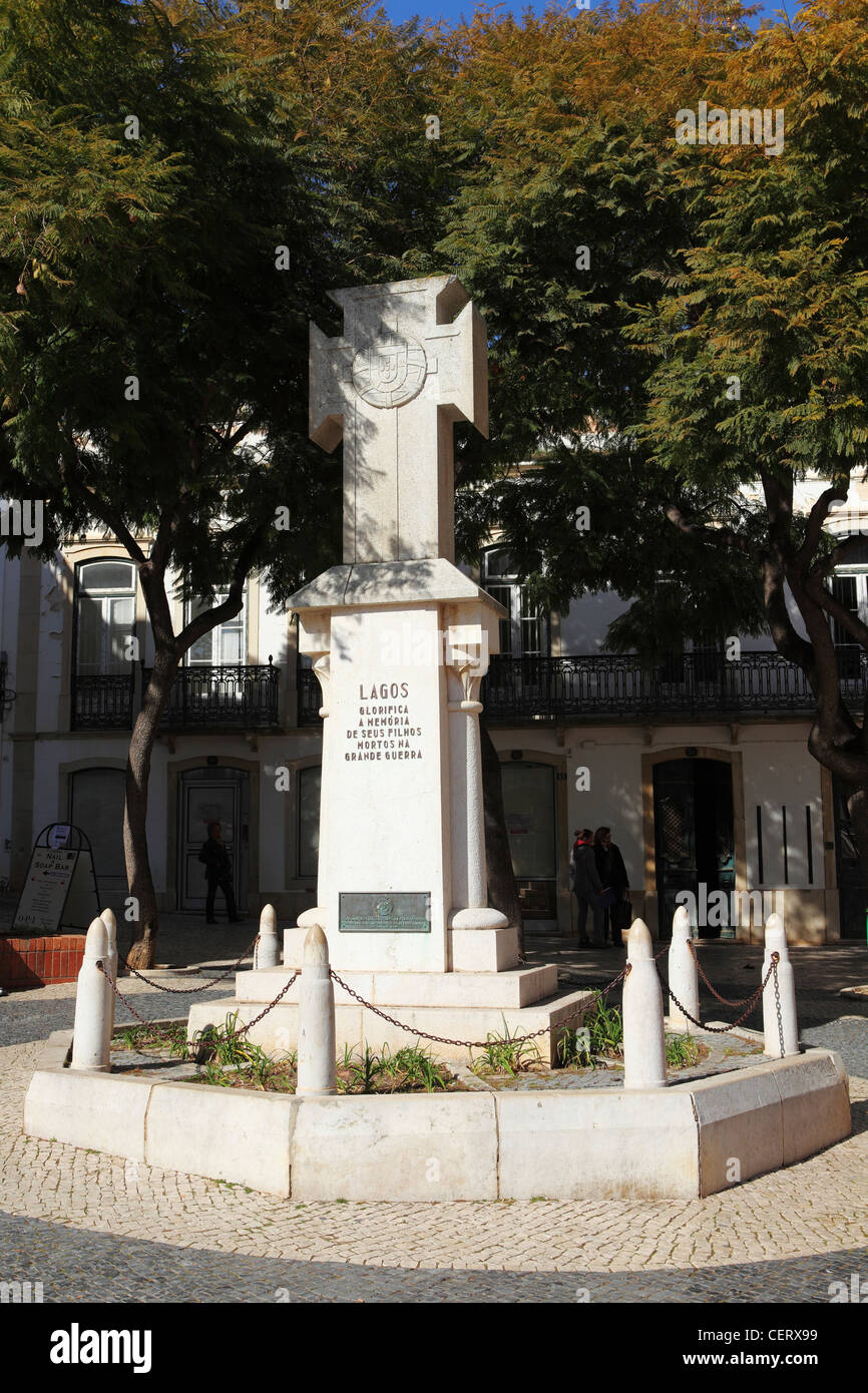 Memoriale di guerra per il portoghese di feriti che sono caduti nella grande guerra di 1914 a 1918 a Lagos, Algarve, Portogallo. Foto Stock