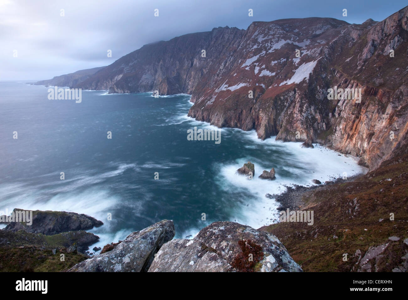 Slieve League cliffs, situato sulla costa occidentale di Donegal Foto Stock