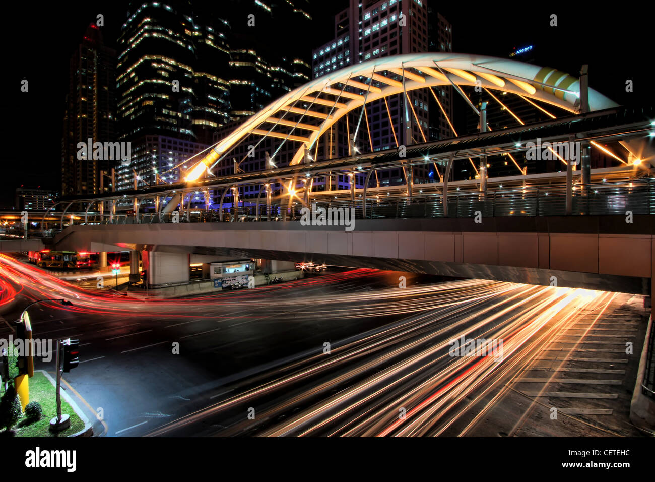Sathorn - Chongnonsi intersezione a Bangkok il distretto centrale degli affari Foto Stock