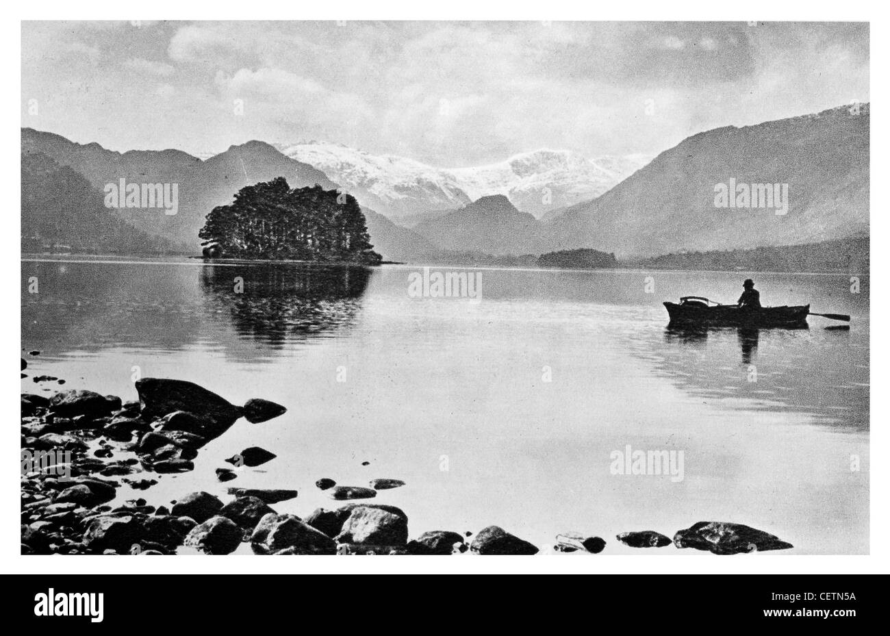 Un giorno di primavera Derwentwater da frate il greppo Foto Stock