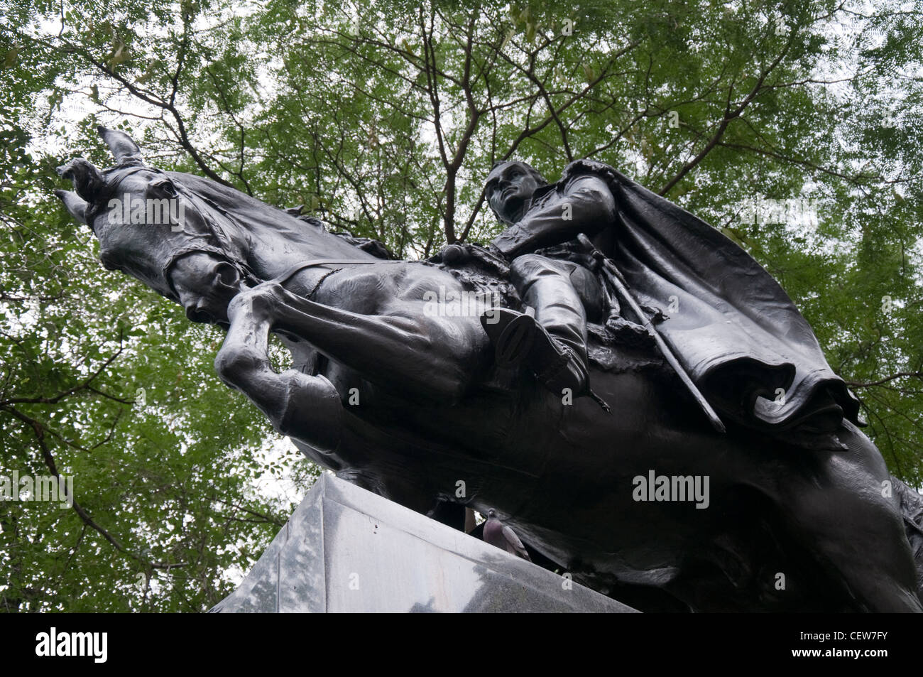 Statua di Simon Bolivar in Central Park di New York City, Stati Uniti d'America Foto Stock