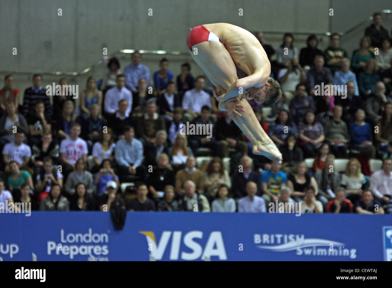 Chris COLWILL (USA) nei singoli 3m Springboard al diciottesimo FINA Visa Diving World Cup 2012 al Aquatics Centre. Foto Stock