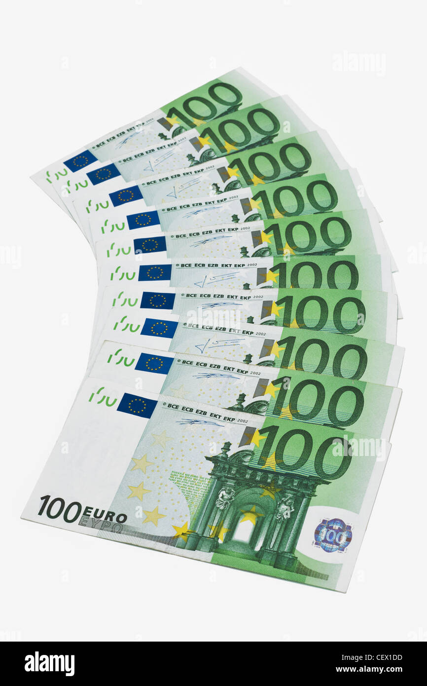 Molti 100 Euro Bills affiancati. Il 01 gennaio 2002 l'Euro è stato introdotto come denaro contante. Foto Stock