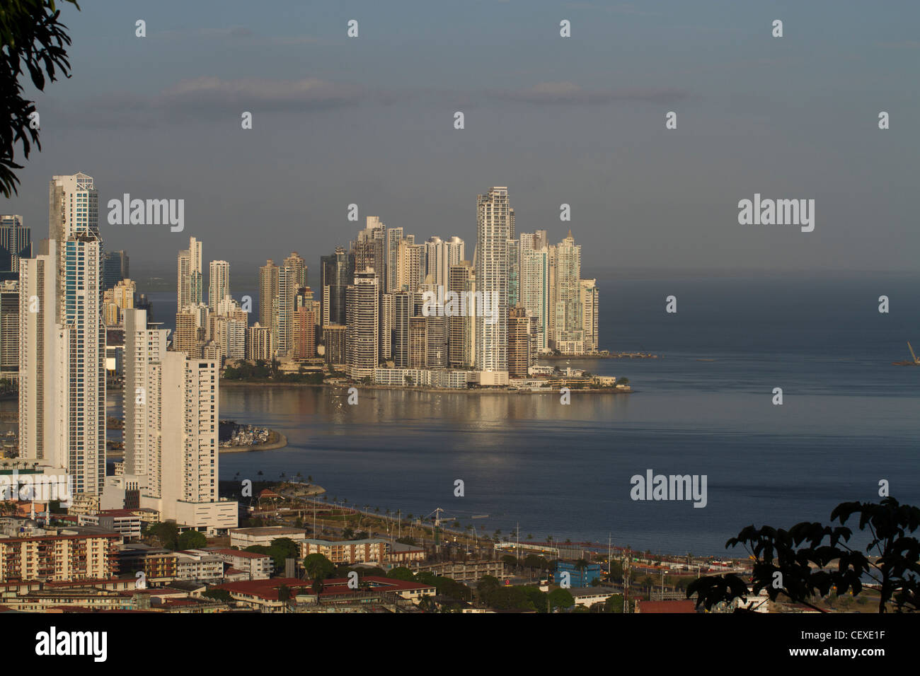 Panama City come visto da di Ancon Hill. Repubblica di Panama, America Centrale Foto Stock