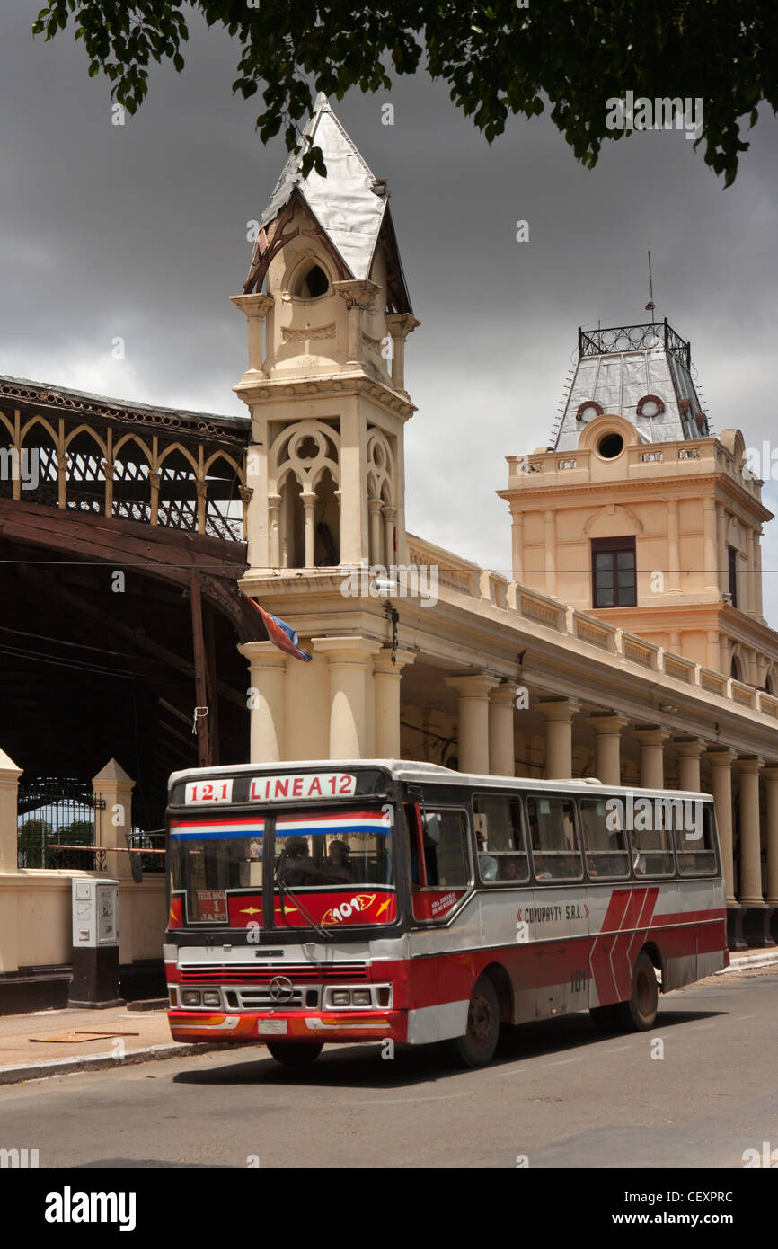 Asuncion Paraguay capitale Stazione Museo di Bus Foto Stock