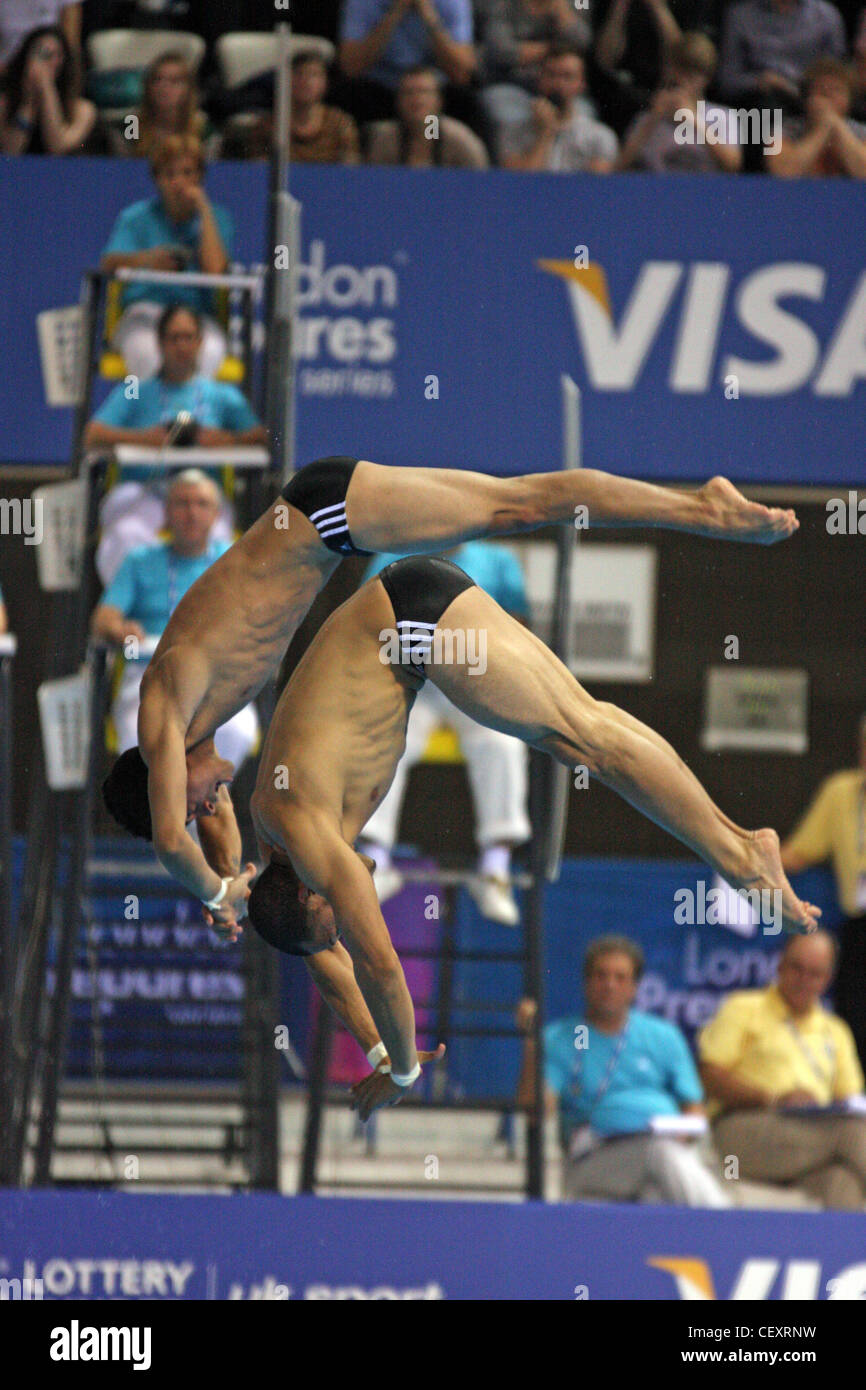 Jeinkler Aguirre, Jose A. GUERRA (CUB) nel sincronizzato 10m Platform al diciottesimo FINA Visa Diving World Cup 2012 Foto Stock