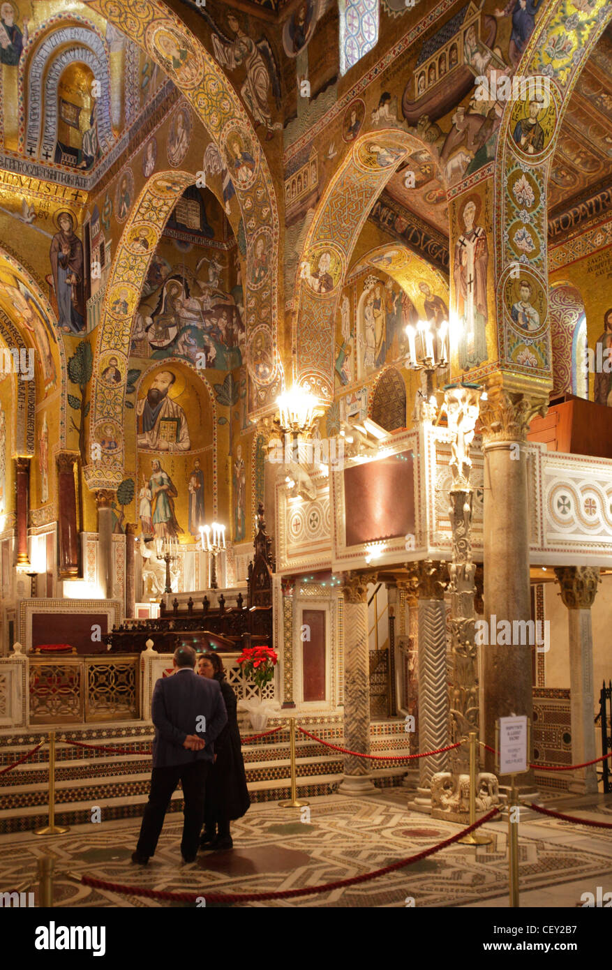 Mosaici bizantini della Cappella Palatina nel re normanni Palace, Palermo, Sicilia, Italia Foto Stock