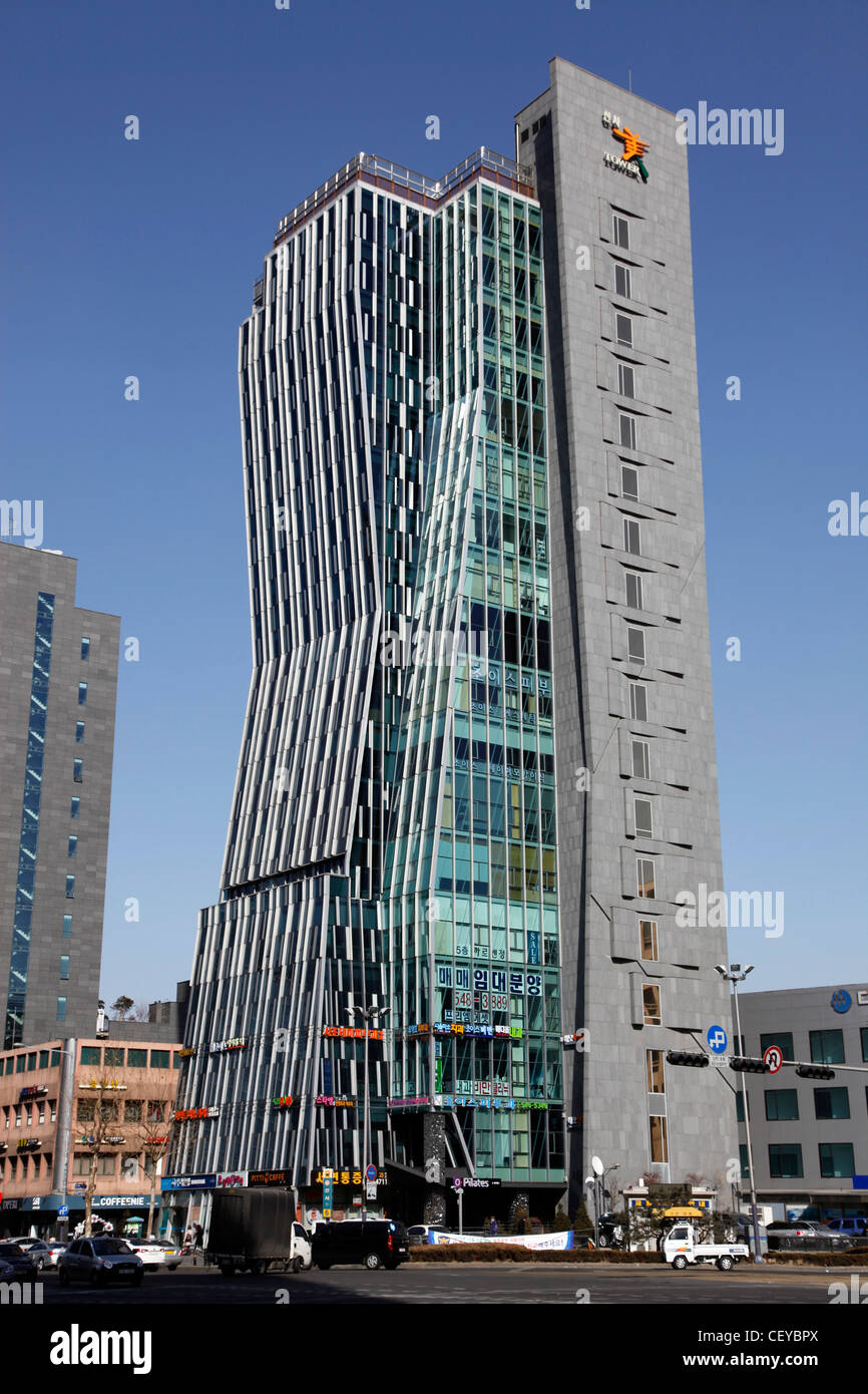 La moderna architettura di edificio per uffici a Seoul, Corea del Sud Foto Stock