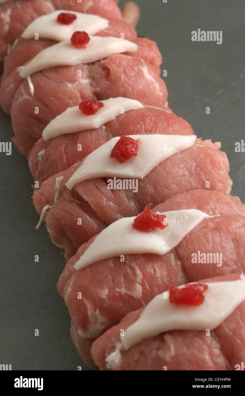 Una chiusura di un paupiette de vitello farcito con carne di maiale e di vitello ripieno Foto Stock