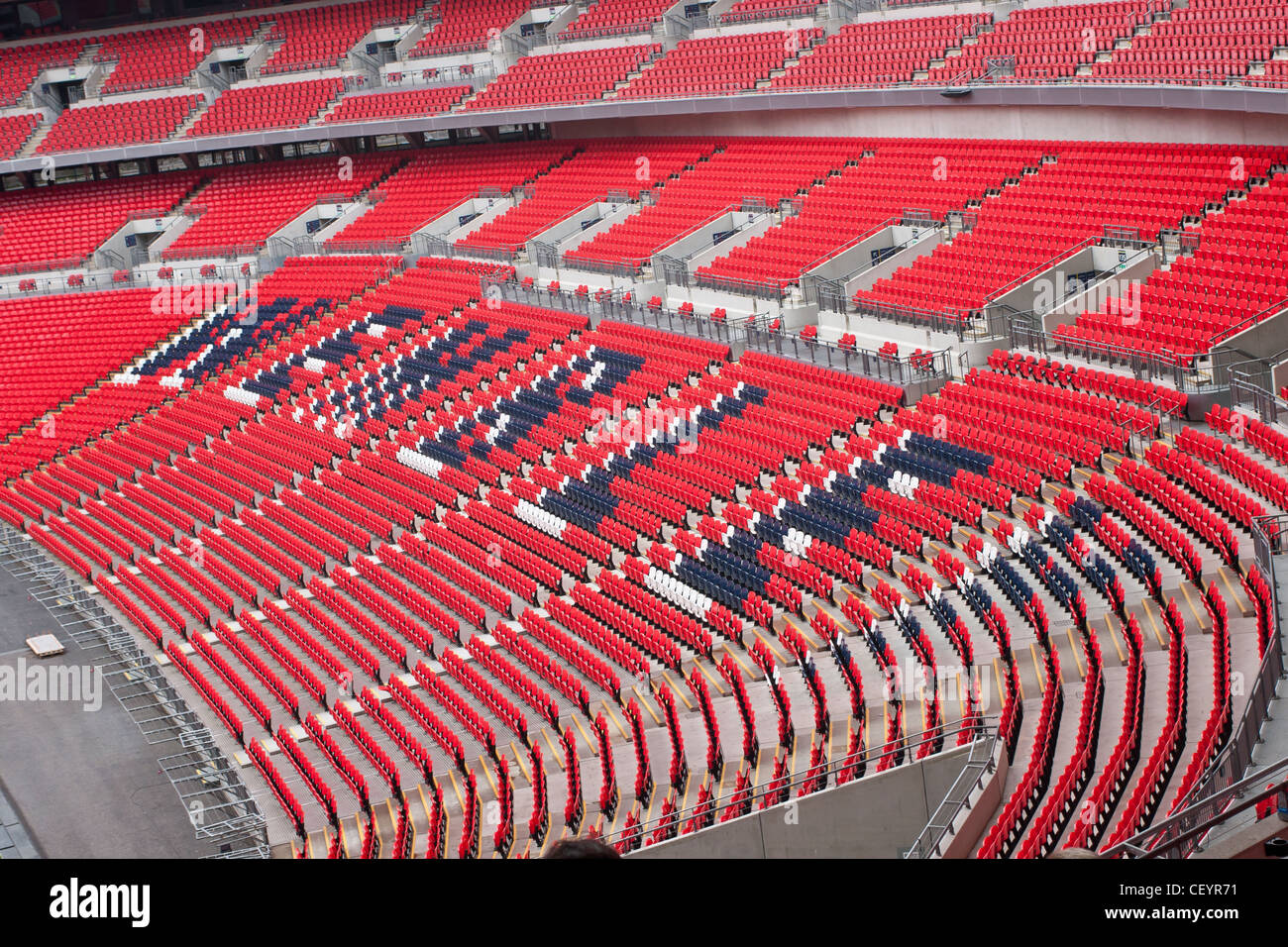 Inquadratura interna del nuovo stadio di Wembley. 2012 London Venue olimpiche e casa di Inghilterra nazionale di calcio. Foto Stock