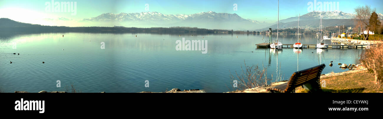 Vista panoramica sul lago di Viverone, Biella Foto Stock