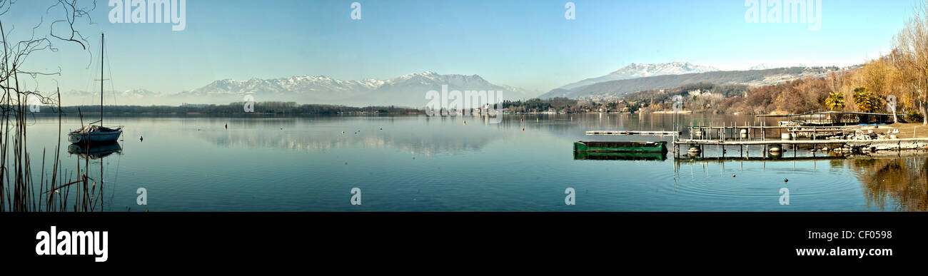 Vista panoramica del lago di Viverone Foto Stock