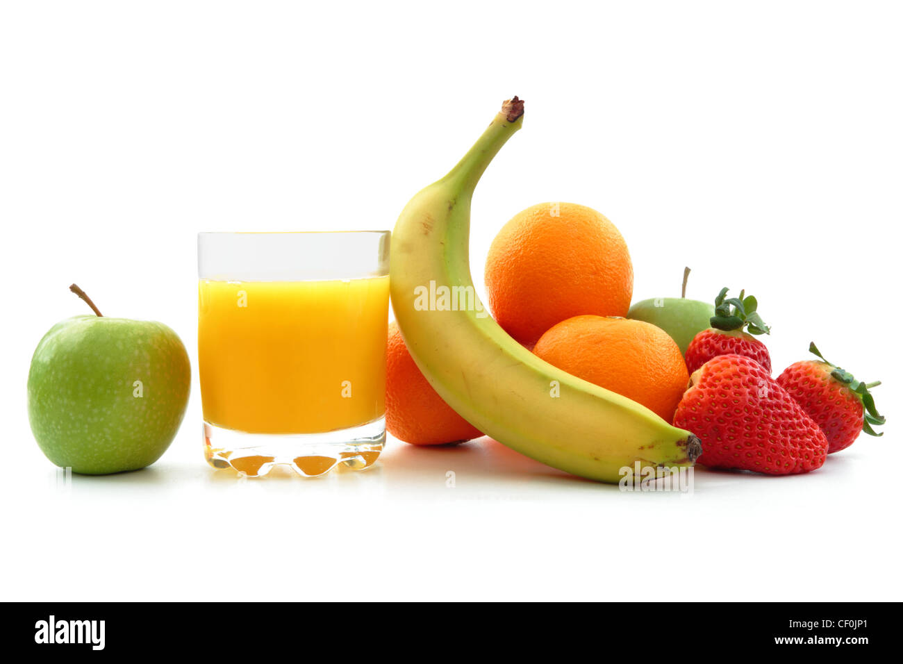 Succo di arancia e diversi tipi di frutta Foto Stock