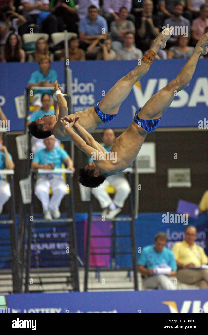 Yuan CAO, Yanquan ZHANG (CHN) nel sincronizzato 10m Platform al diciottesimo FINA Visa Diving World Cup 2012 Foto Stock