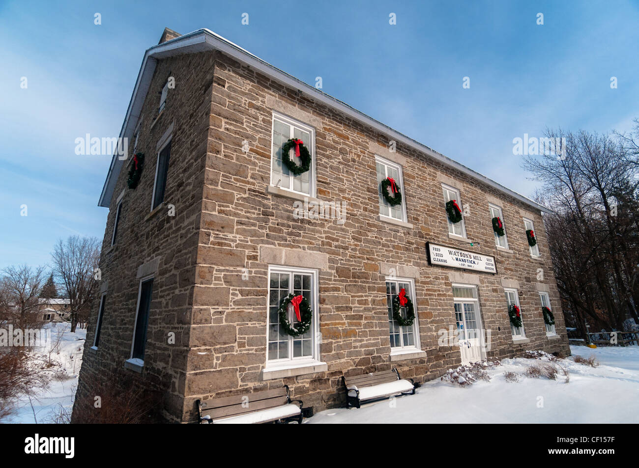 Watson Mulino è una storica gristmill costruita nel 1860 sulle rive del fiume Rideau in Manotick, Ontario, Canada. Foto Stock