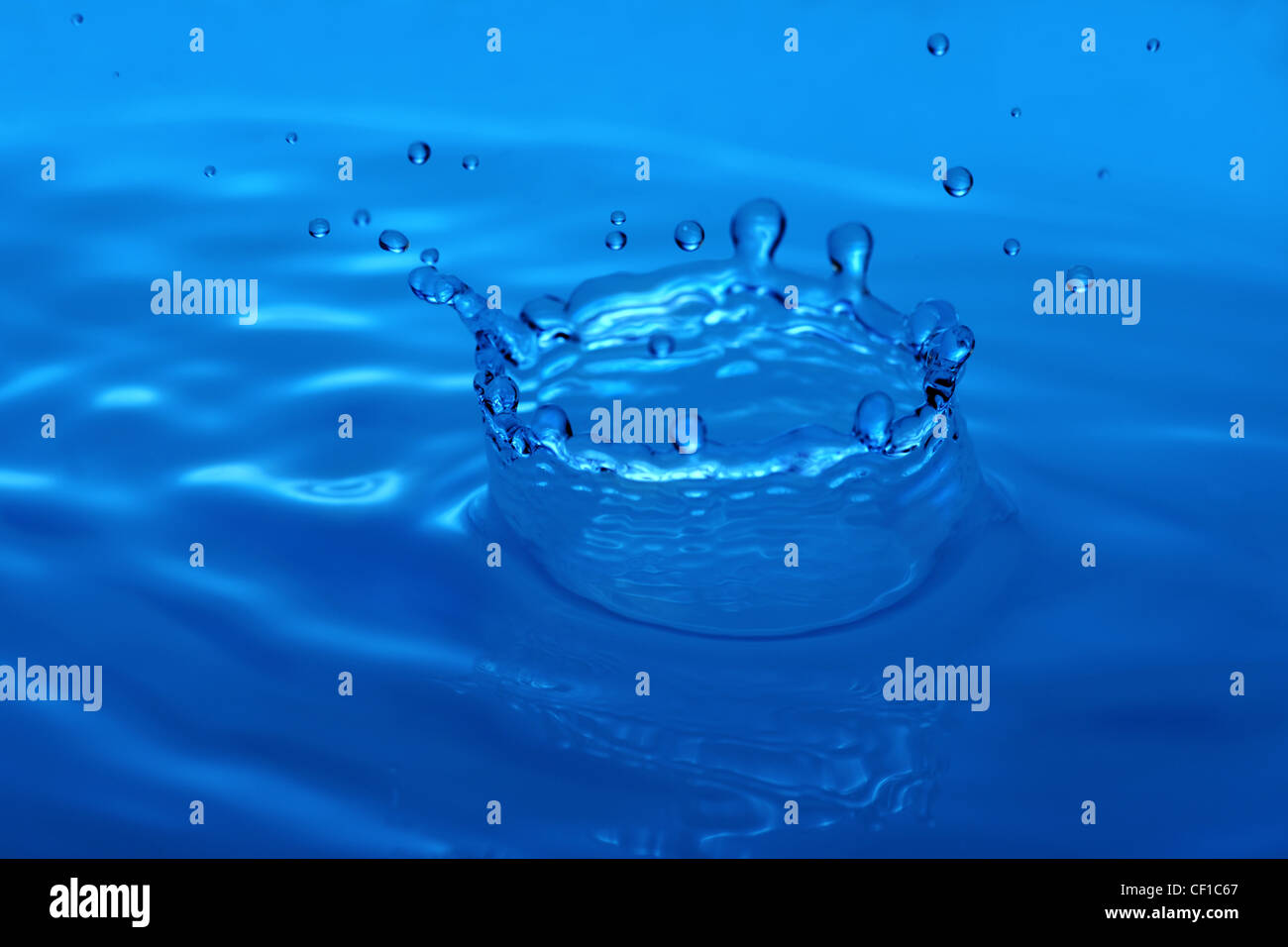 Macro immagine della goccia d'acqua schizzi Foto Stock