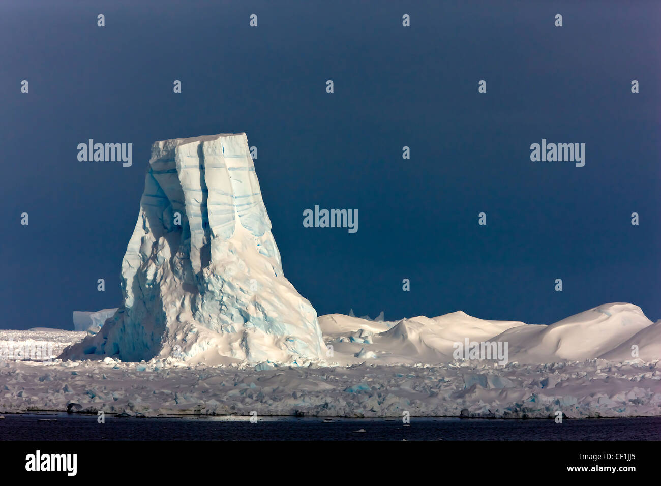 Iceberg scultura Antartide costa phantom Foto Stock