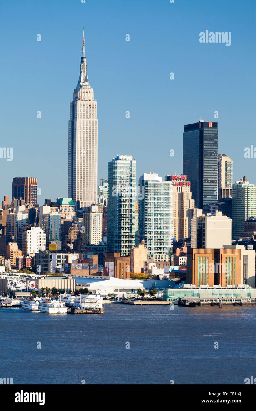 Manhattan, vista di Manhattan attraverso il fiume Hudson, New York, Stati Uniti d'America Foto Stock