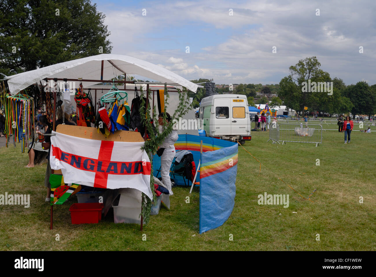 Uno stallo nella Lambeth Paese mostrano con vedute Brockwell Park. Foto Stock