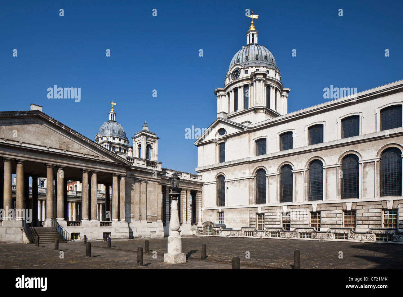 La Old Royal Naval College sulla riva sud del fiume Tamigi a Greenwich. Foto Stock
