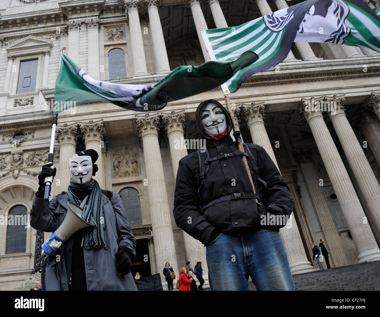Occupare Londra manifestanti, fuori dalla cattedrale di St Paul Foto Stock