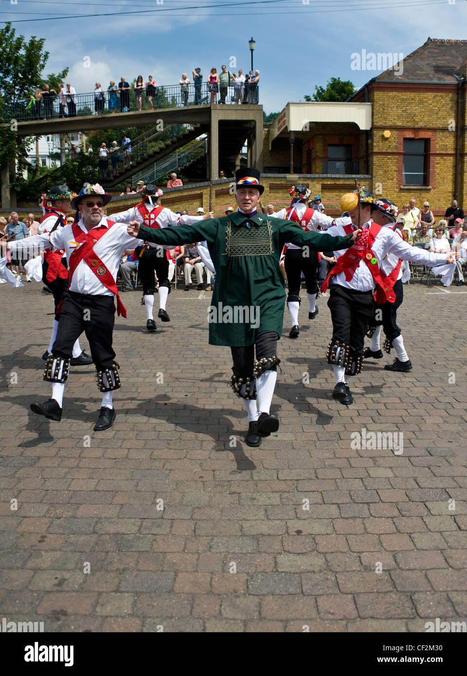 Morris ballerini eseguono a Leigh folk festival nel vecchio Leigh. Foto Stock