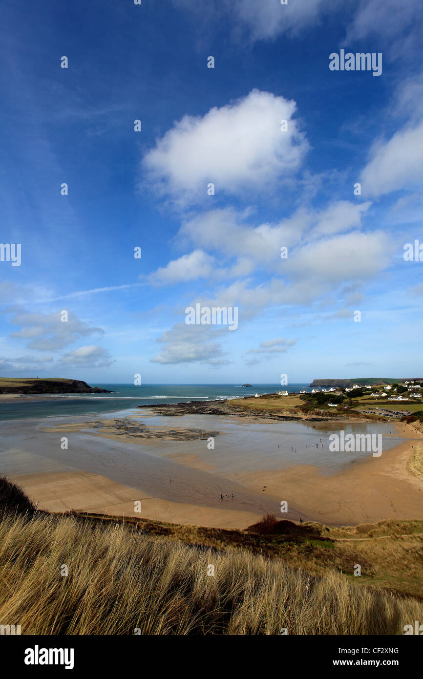 Robusto litorale, Padstow Bay, Città a Padstow, Cornwall County, England, Regno Unito Foto Stock