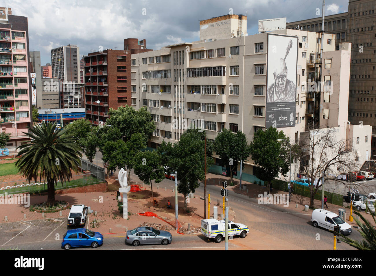 Hillbrow è la parte interna della città di quartiere residenziale di Johannesburg, provincia di Gauteng, Sud Africa. Foto Stock