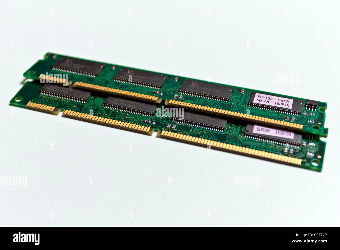 Due DIMM RAM modulo di memoria PC-133 Foto Stock