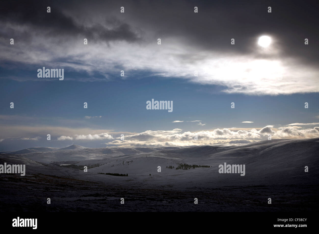 Vista sulla Grampian Highlands e distante un Monte Acuto. Foto Stock