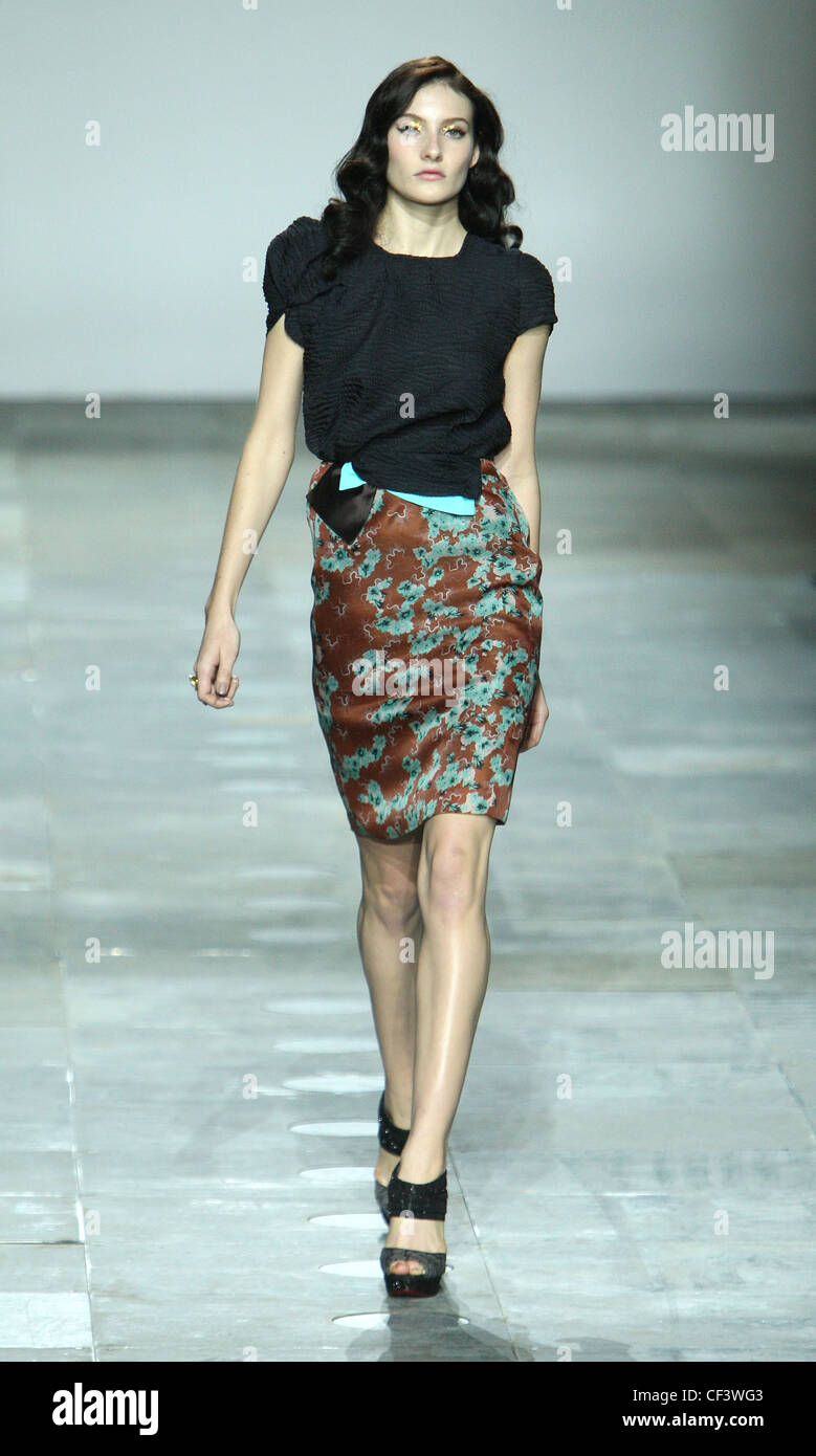 Michael van der Ham pista durante la London Fashion Week AW 2012-13 a Topshop spazio su xx febbraio 2012. Foto Stock