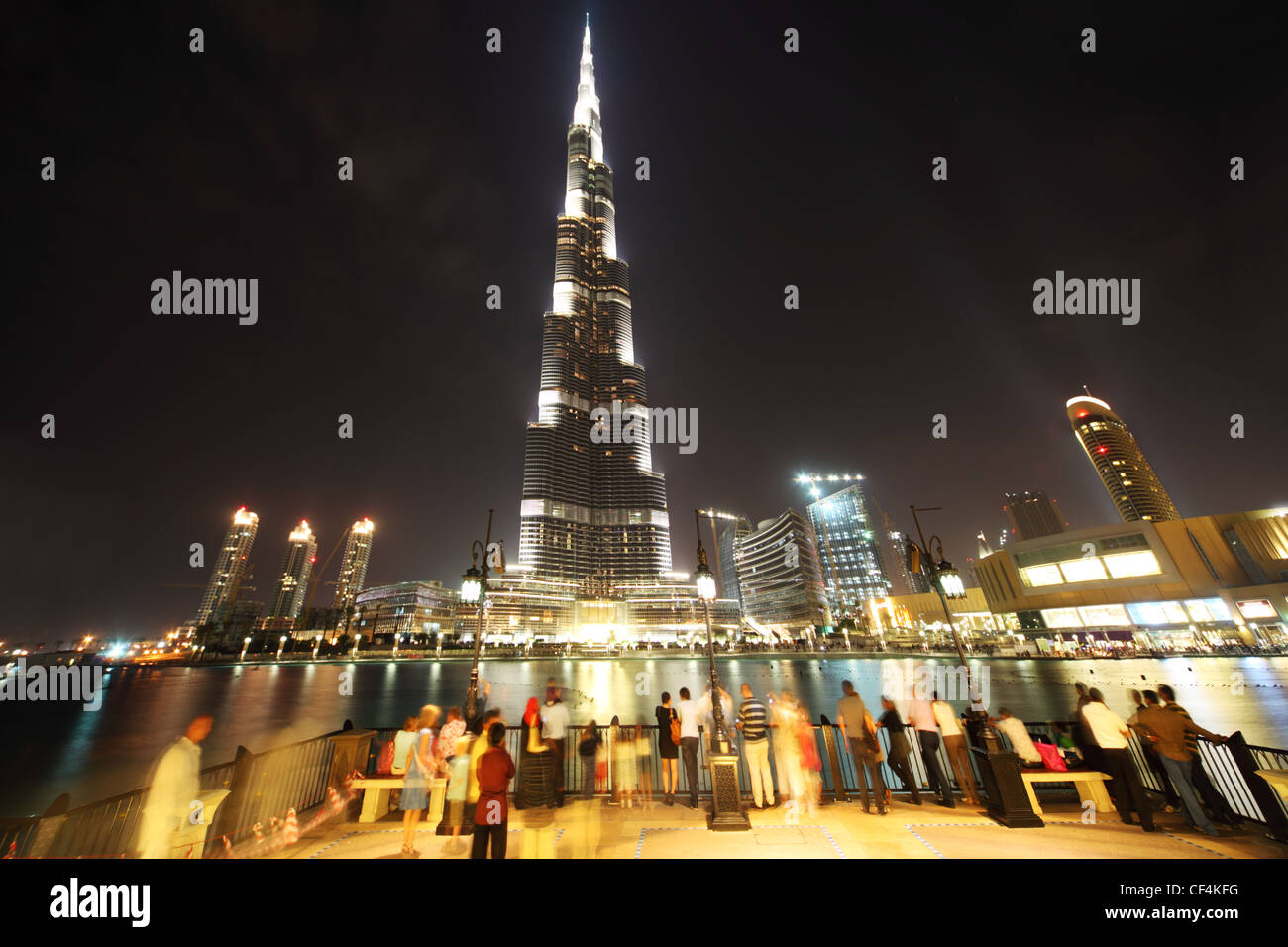 Burj Dubai grattacielo e area turistica vista generale, Dubai, Emirati Arabi Uniti Foto Stock