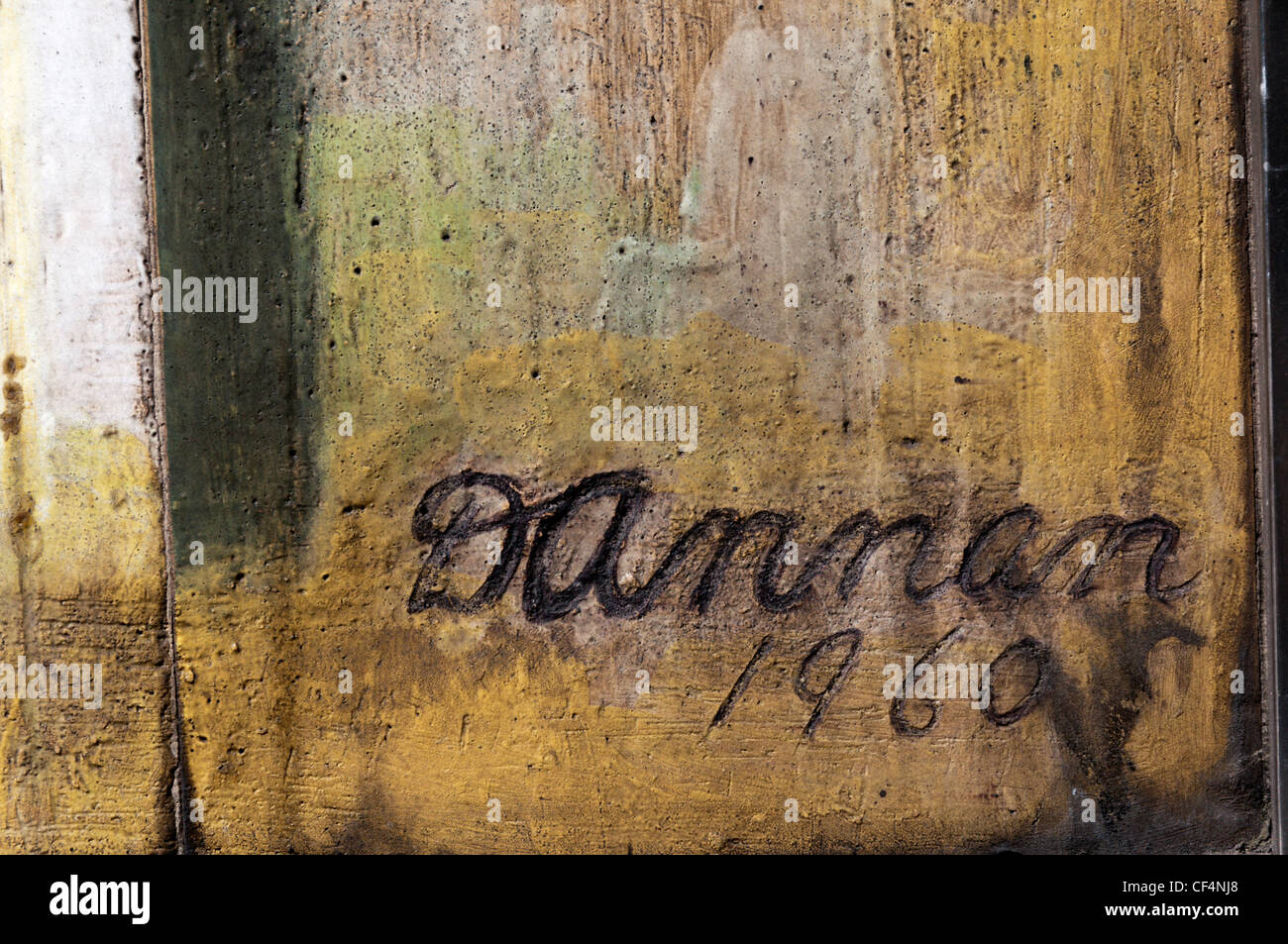 Dorothy Annan la firma sugli anni sessanta dipinti murali creato per la flotta di BT Exchange edificio di Farringdon Street, Londra. Foto Stock