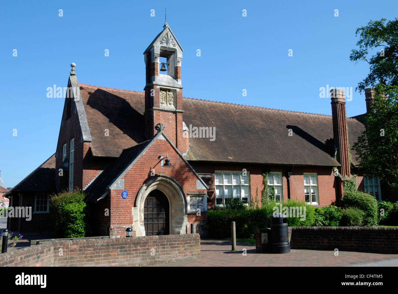 Libreria a Romsey, ex ragazzi Scuola Nazionale e Master's House. Foto Stock