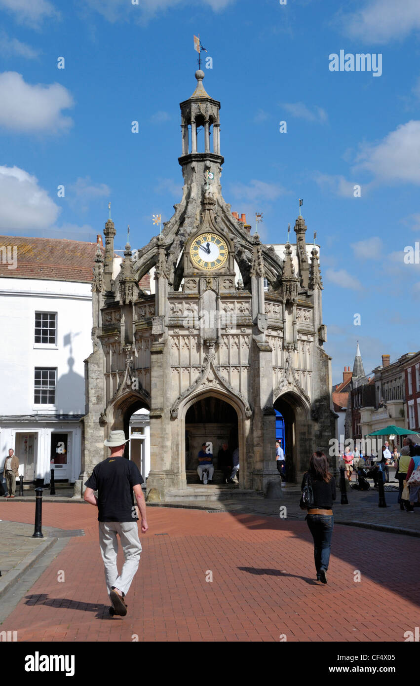 Chichester Croce di Mercato nel centro della città di Chichester nel punto di intersezione delle quattro principali strade. La croce è stata Foto Stock
