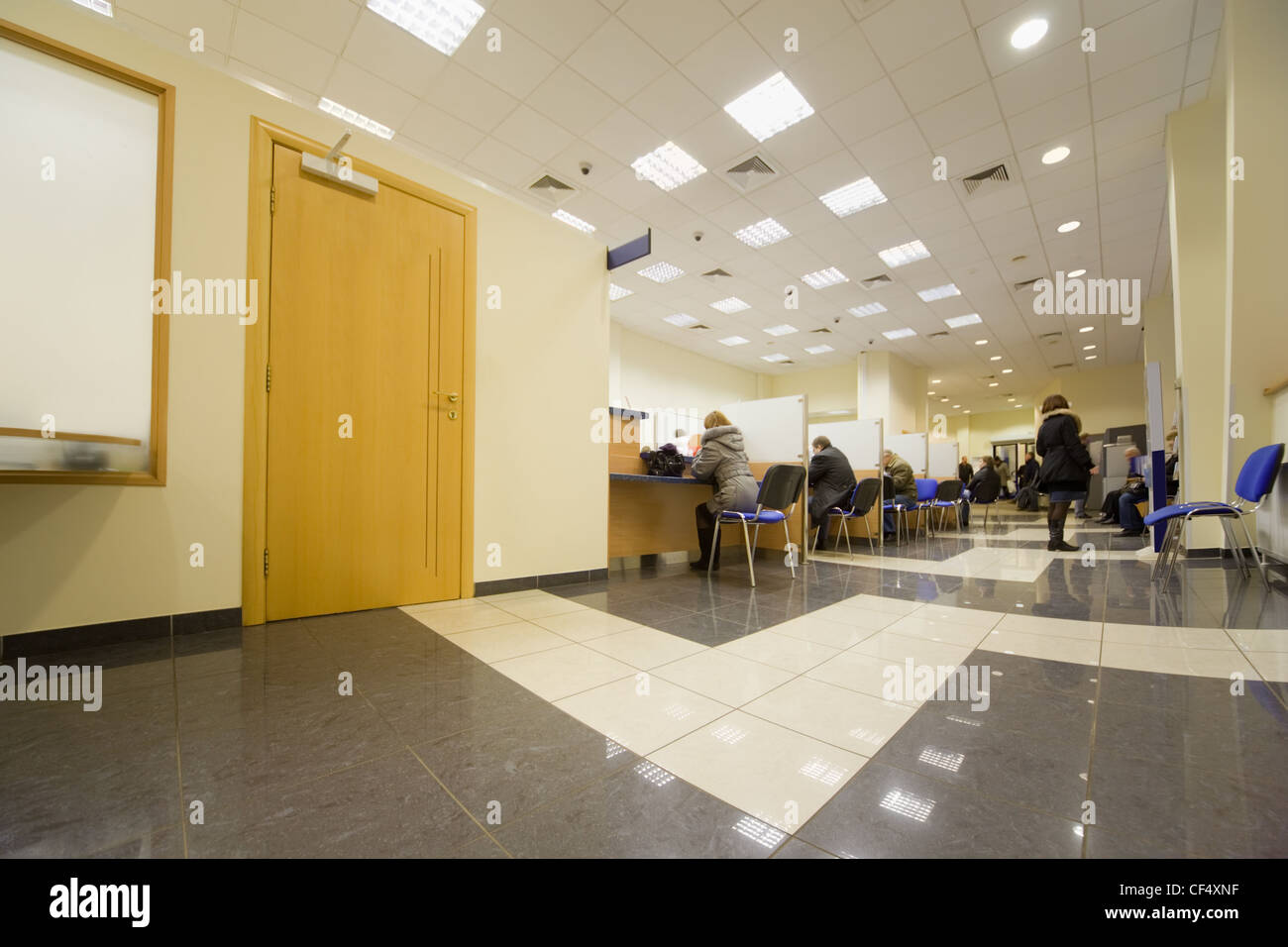 Ufficio della banca, ramo di manutenzione, ingresso in ufficio alloggi Foto Stock