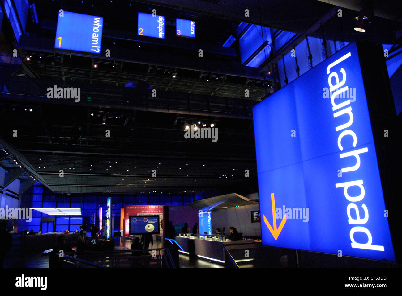 Blue insegne al Museo della Scienza di Londra. Foto Stock
