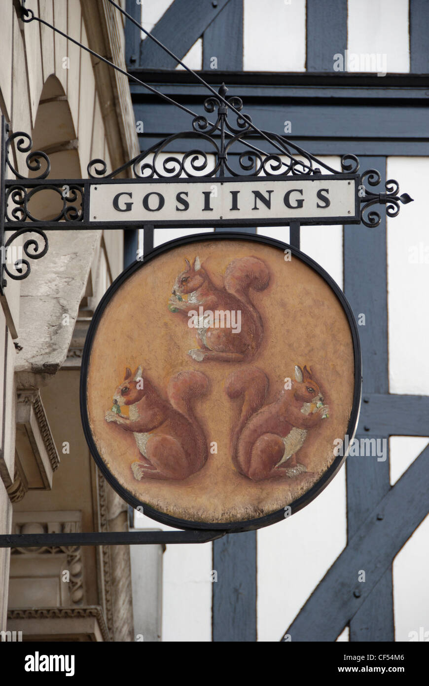 In prossimità di un ex banca Goslings firmare al di fuori di Barclays Bank in Fleet Street. Foto Stock