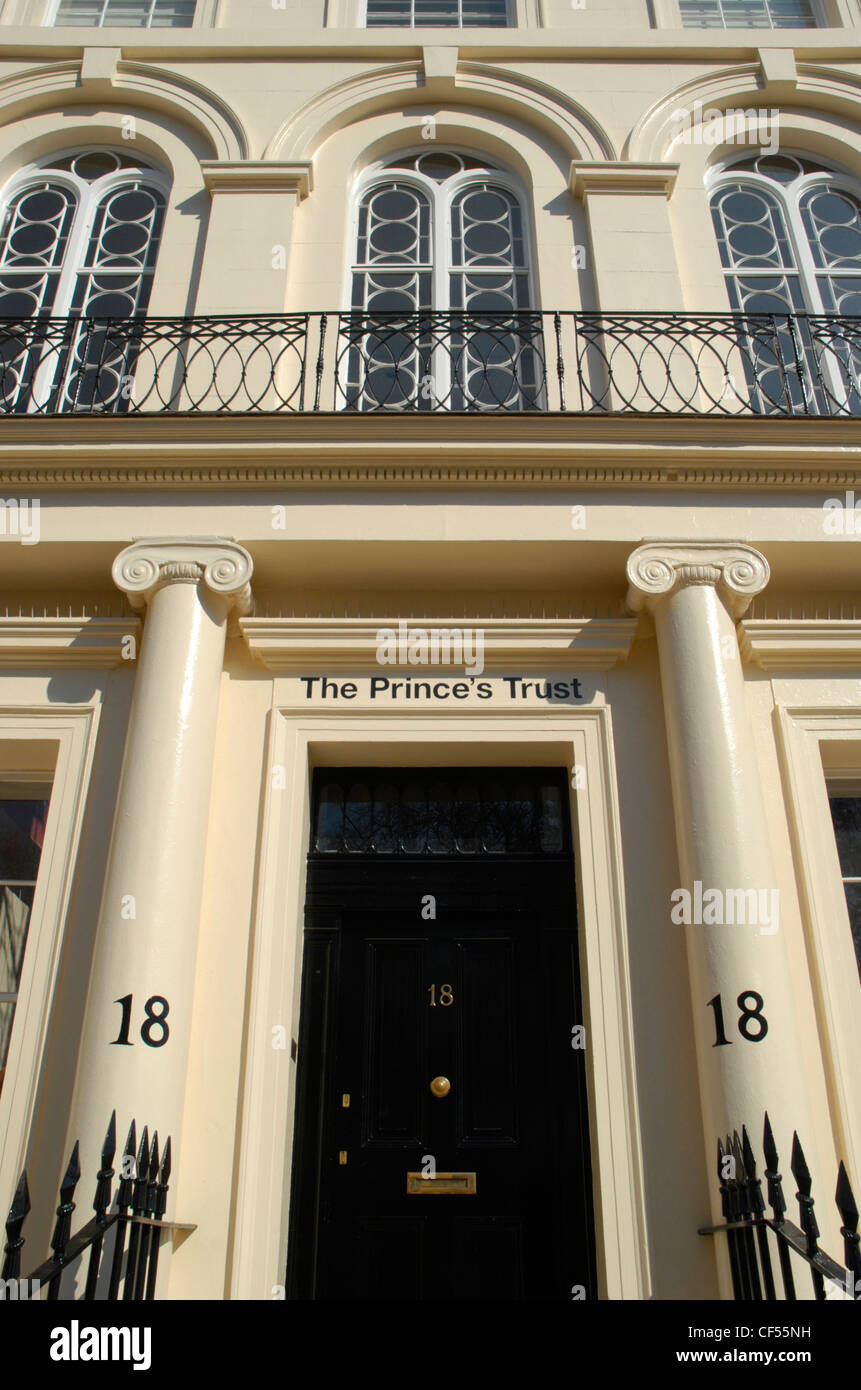 La sede del Princes fiducia nella carità e nella piazza del parco est vicino Regent's Park. Foto Stock