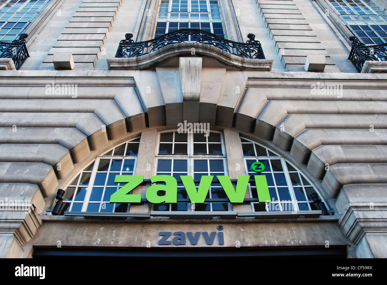 Vista esterna della parte anteriore della musica Zavvi megastore di Piccadilly Circus. Foto Stock