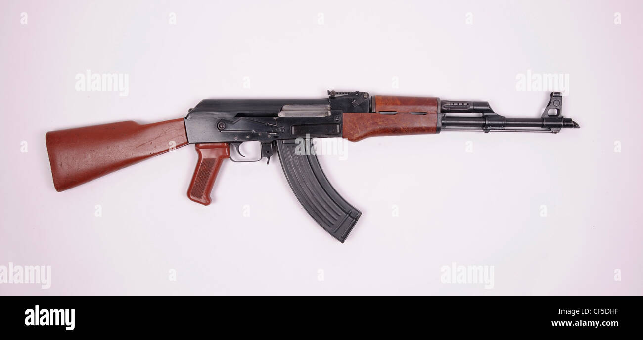 Ricevitore fresato AKK bulgaro fucile. Identico al russo AK47 ma con mobili di plastica. Foto Stock