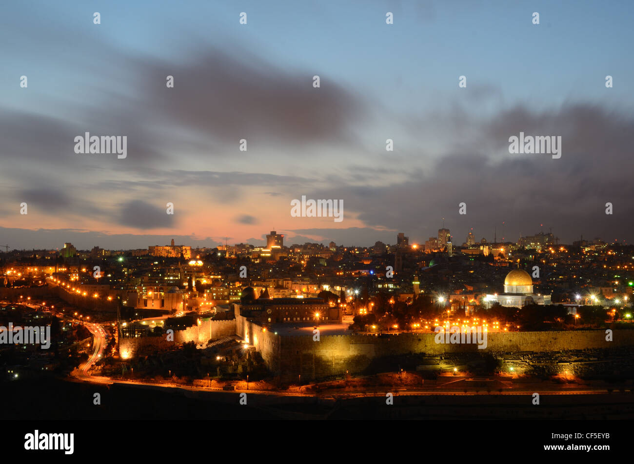 La città vecchia di Gerusalemme, Israele da mt. di olive. Foto Stock