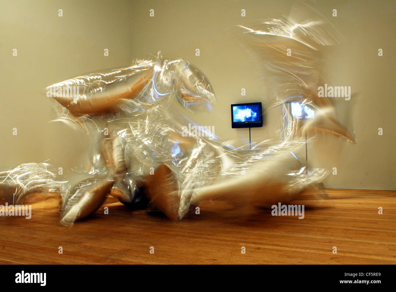 Spazio espositivo presso la Lewis Glucksman Gallery di Cork. Foto Stock